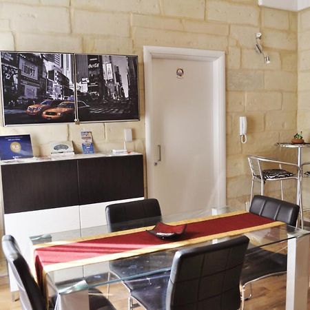 B&B Lecce Holidays Bagian luar foto