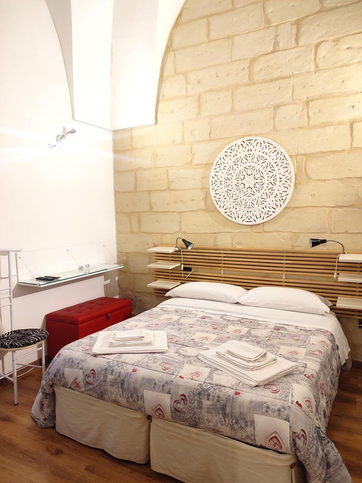 B&B Lecce Holidays Bagian luar foto