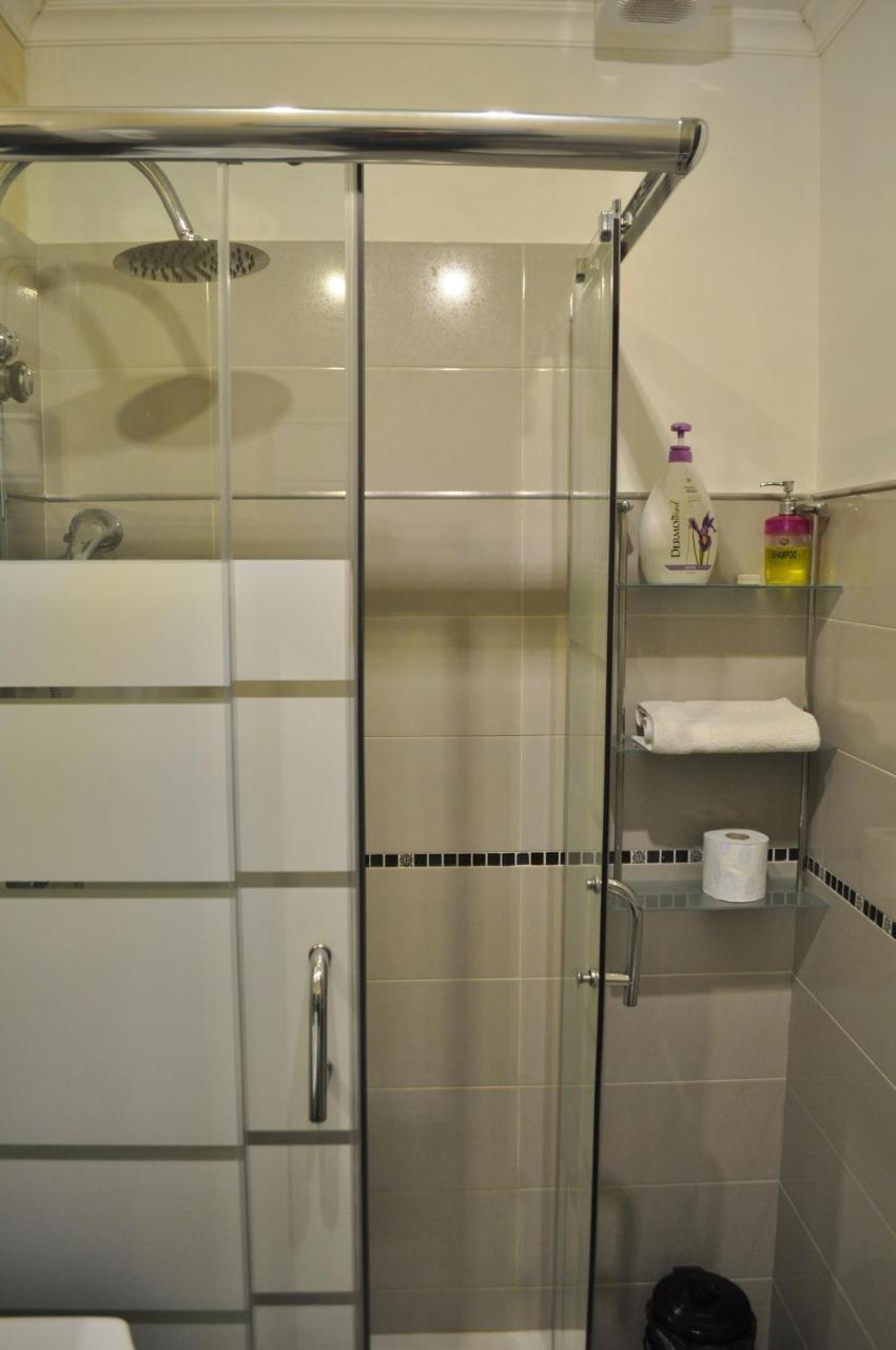 B&B Lecce Holidays Bagian luar foto