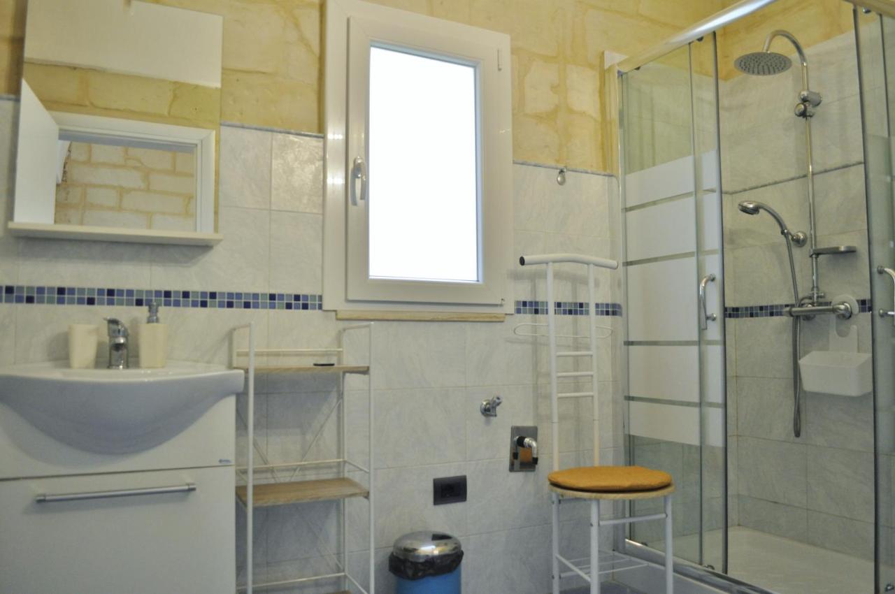 B&B Lecce Holidays Bagian luar foto